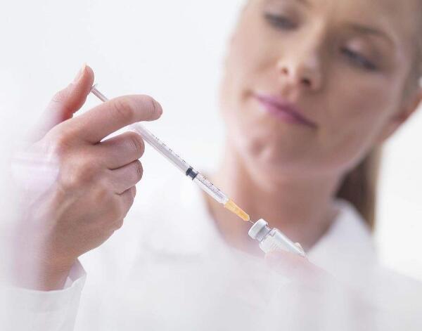 女性患有多囊卵巢综合征取卵怎样防止腹水？