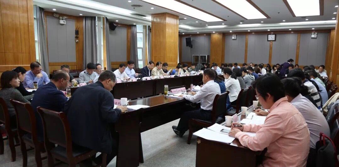 试管婴儿代怀医院和一代二代区别_第代生机构客服电话可以确保宝宝更健康