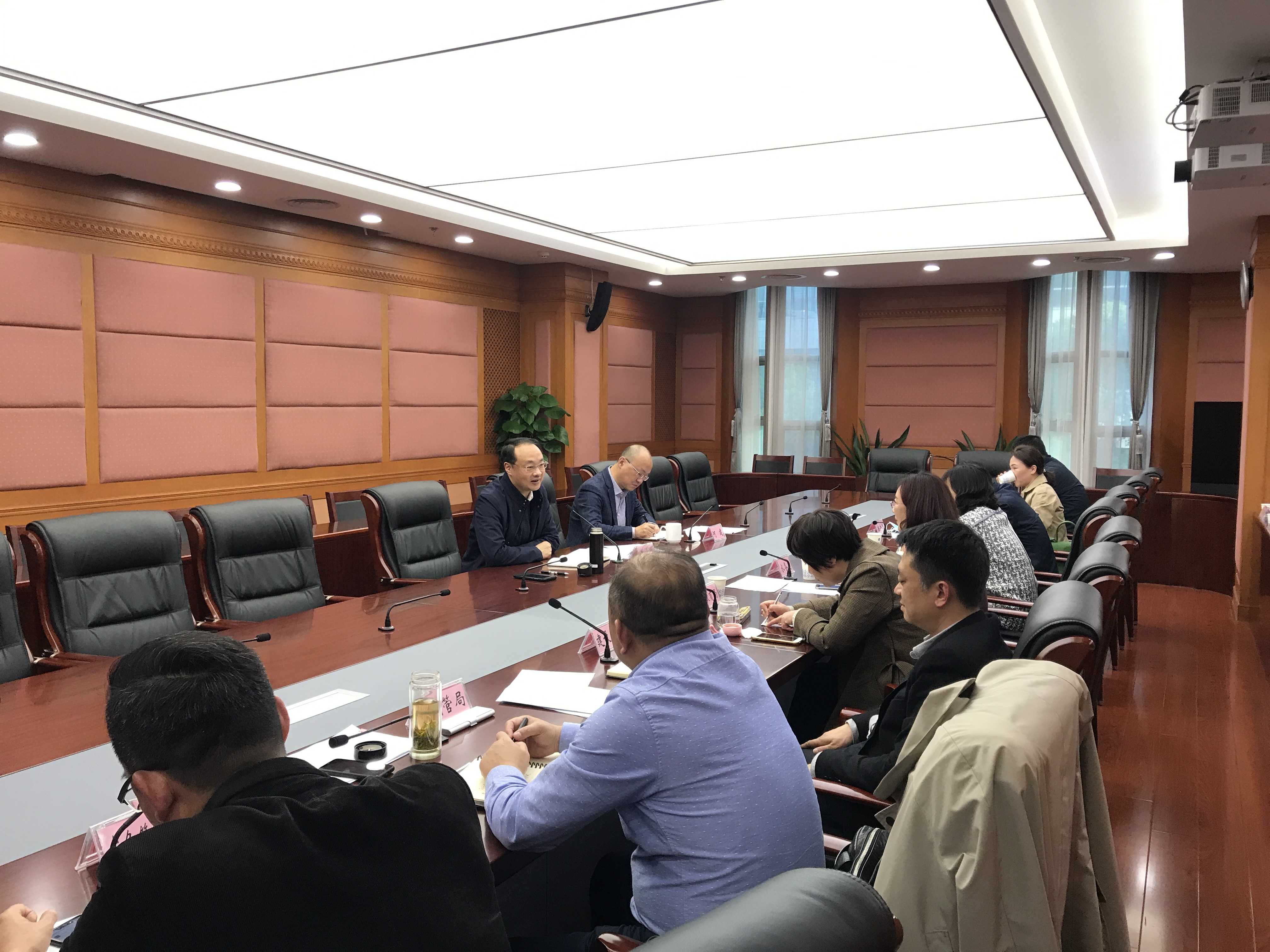 做试管代怀合法吗技术（双角子宫可以试管代怀费用婴儿）